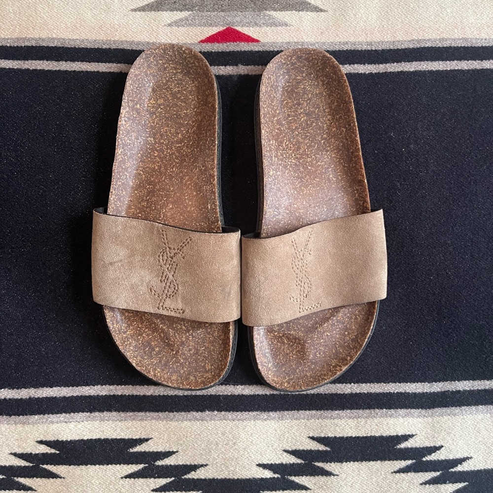 Yves Saint Laurent monogram embroidered suede Sandals. size 39 us 9